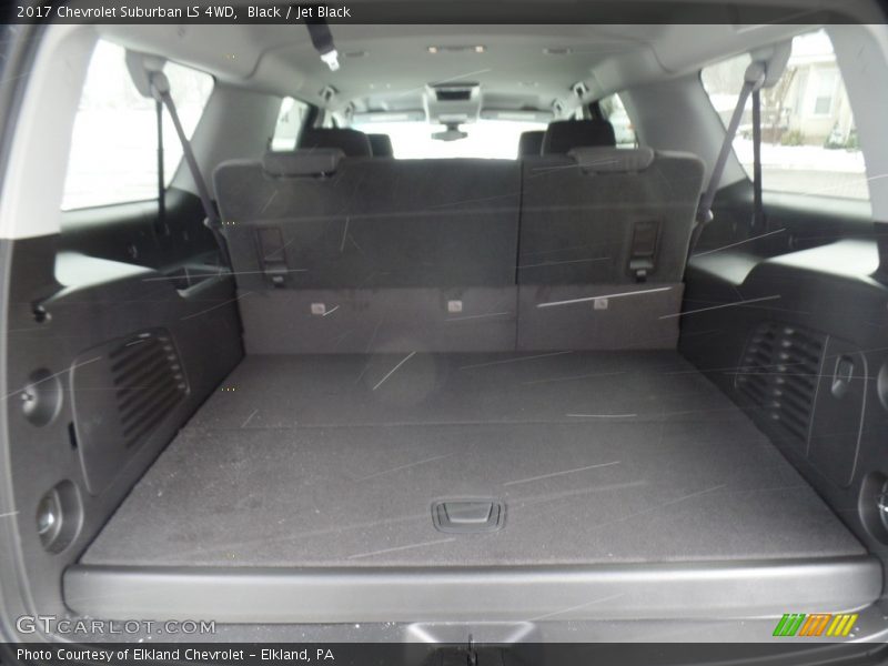 Black / Jet Black 2017 Chevrolet Suburban LS 4WD