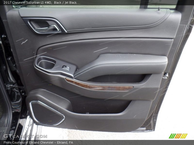 Black / Jet Black 2017 Chevrolet Suburban LS 4WD