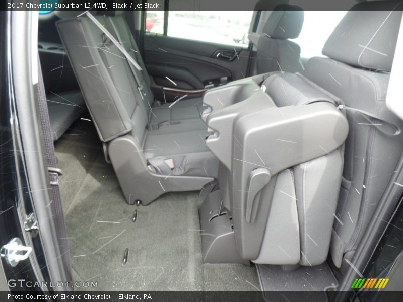 Black / Jet Black 2017 Chevrolet Suburban LS 4WD