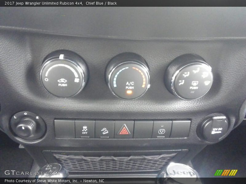 Chief Blue / Black 2017 Jeep Wrangler Unlimited Rubicon 4x4