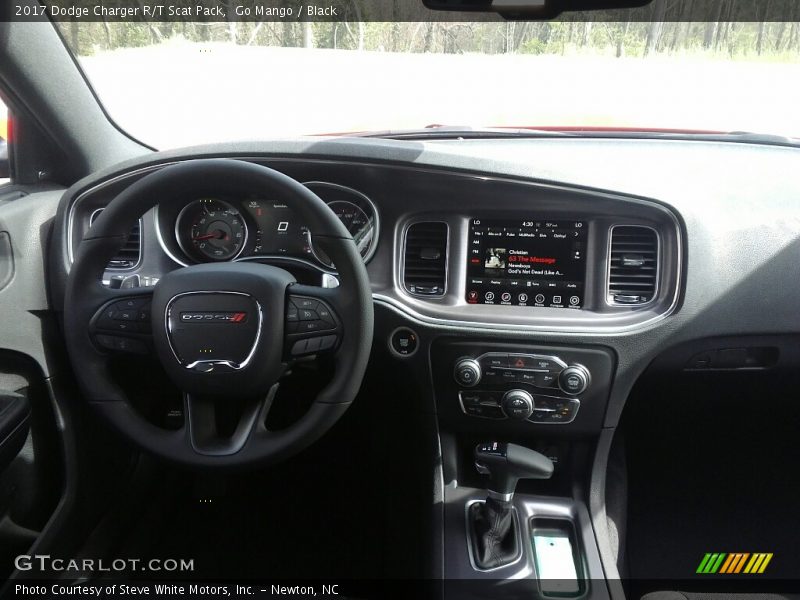 Go Mango / Black 2017 Dodge Charger R/T Scat Pack