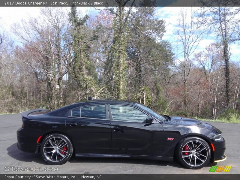 Pitch-Black / Black 2017 Dodge Charger R/T Scat Pack