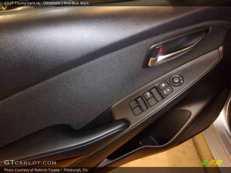 Chromium / Mid-Blue Black 2017 Toyota Yaris iA