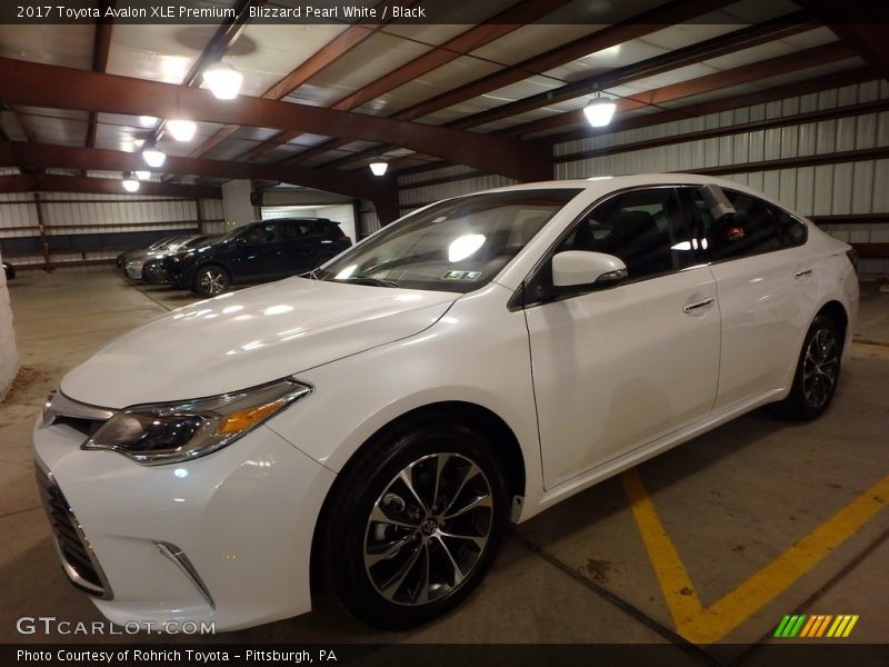 Blizzard Pearl White / Black 2017 Toyota Avalon XLE Premium