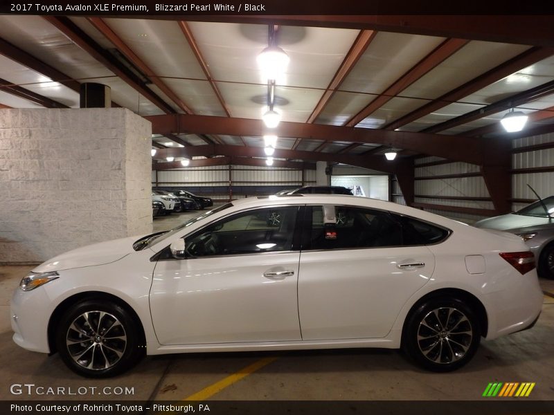 Blizzard Pearl White / Black 2017 Toyota Avalon XLE Premium