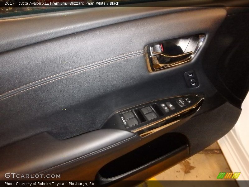 Blizzard Pearl White / Black 2017 Toyota Avalon XLE Premium