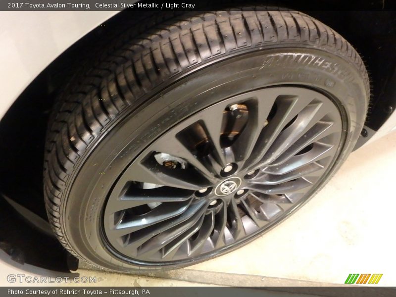 Celestial Silver Metallic / Light Gray 2017 Toyota Avalon Touring
