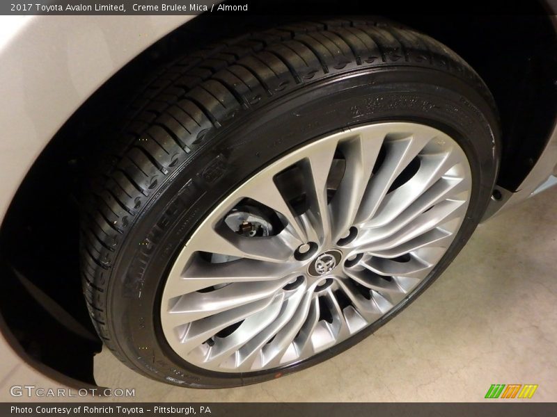 Creme Brulee Mica / Almond 2017 Toyota Avalon Limited