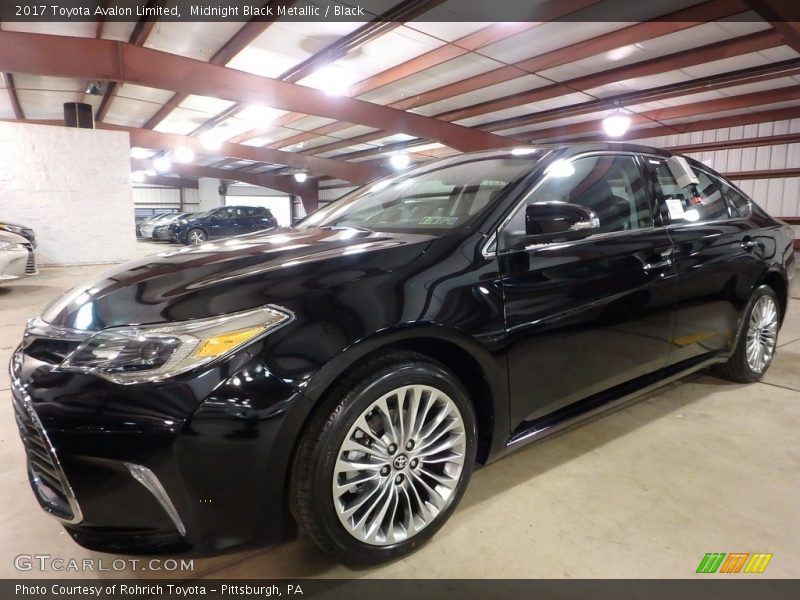 Midnight Black Metallic / Black 2017 Toyota Avalon Limited