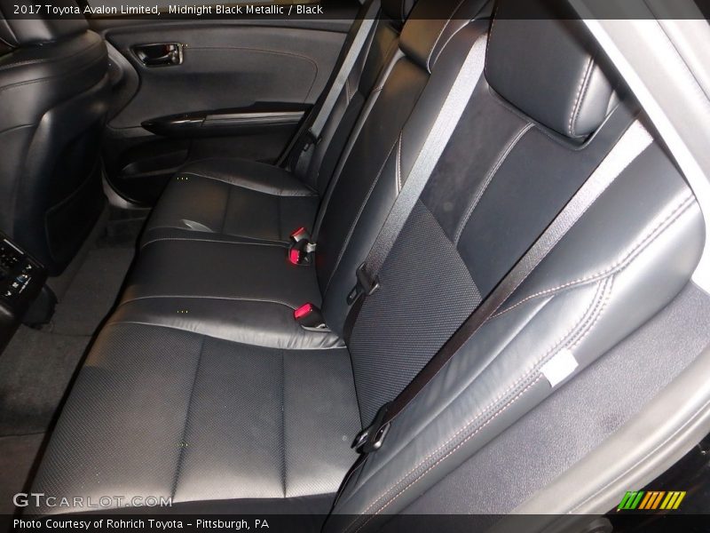 Midnight Black Metallic / Black 2017 Toyota Avalon Limited