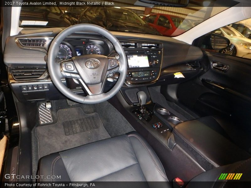 Midnight Black Metallic / Black 2017 Toyota Avalon Limited