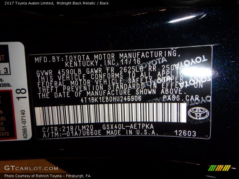 Midnight Black Metallic / Black 2017 Toyota Avalon Limited