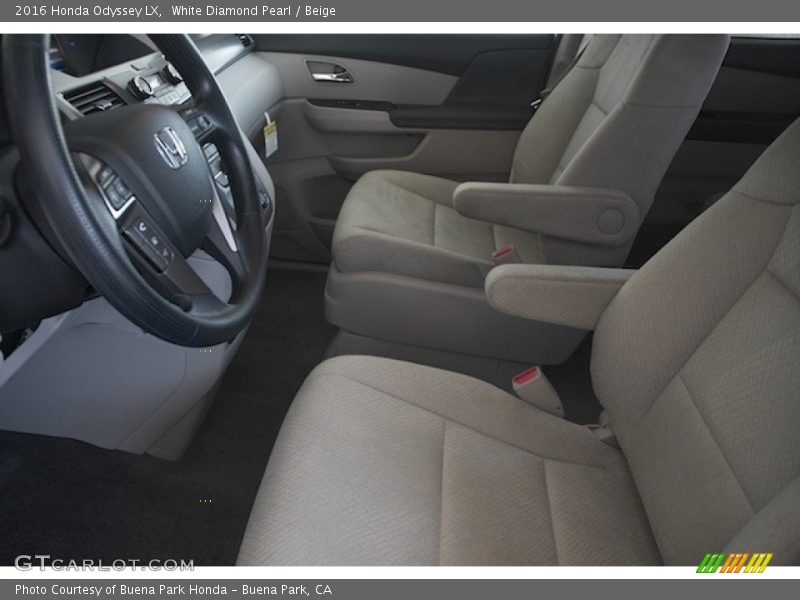 White Diamond Pearl / Beige 2016 Honda Odyssey LX