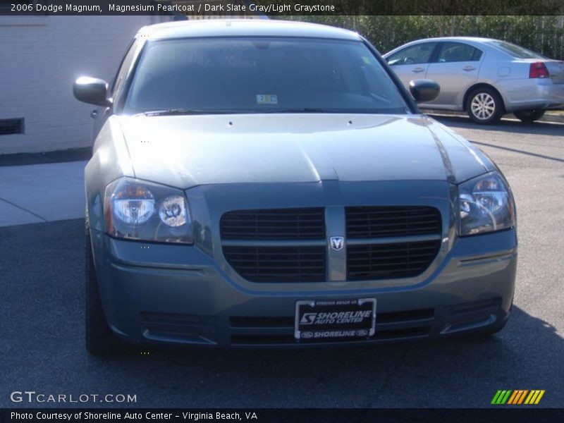 Magnesium Pearlcoat / Dark Slate Gray/Light Graystone 2006 Dodge Magnum