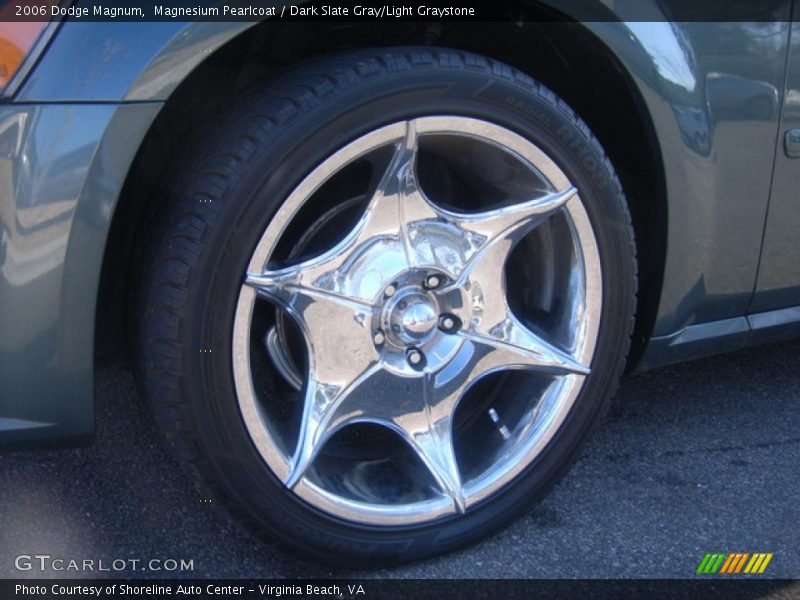 Magnesium Pearlcoat / Dark Slate Gray/Light Graystone 2006 Dodge Magnum