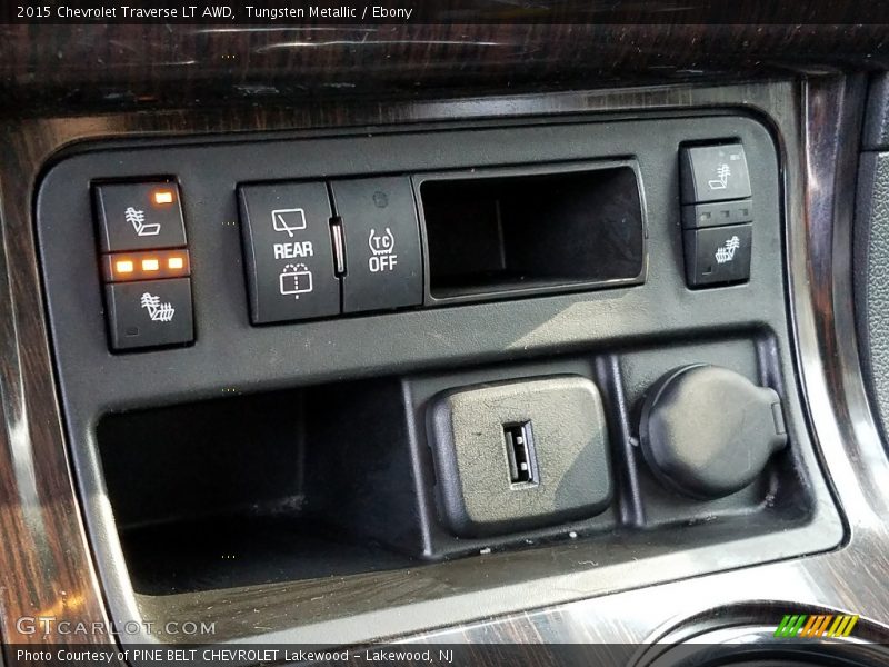 Tungsten Metallic / Ebony 2015 Chevrolet Traverse LT AWD