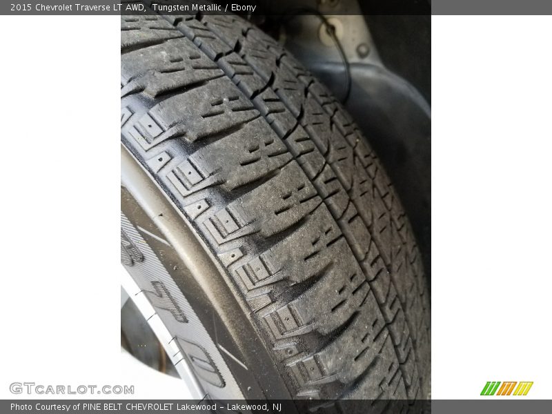Tungsten Metallic / Ebony 2015 Chevrolet Traverse LT AWD