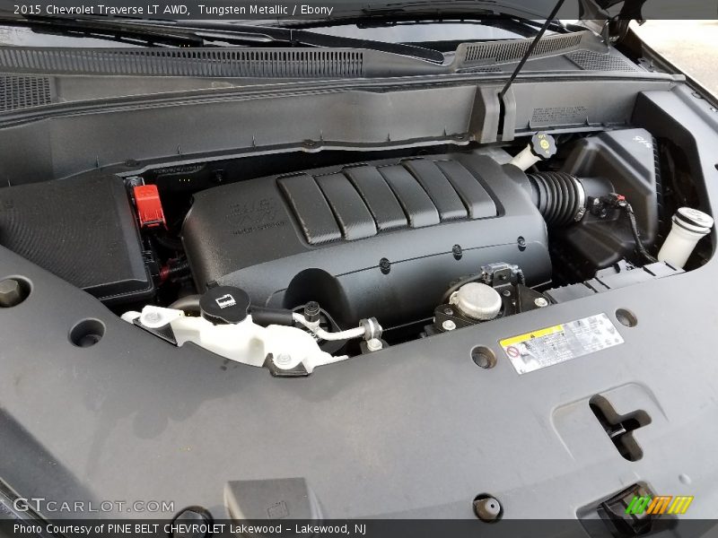Tungsten Metallic / Ebony 2015 Chevrolet Traverse LT AWD