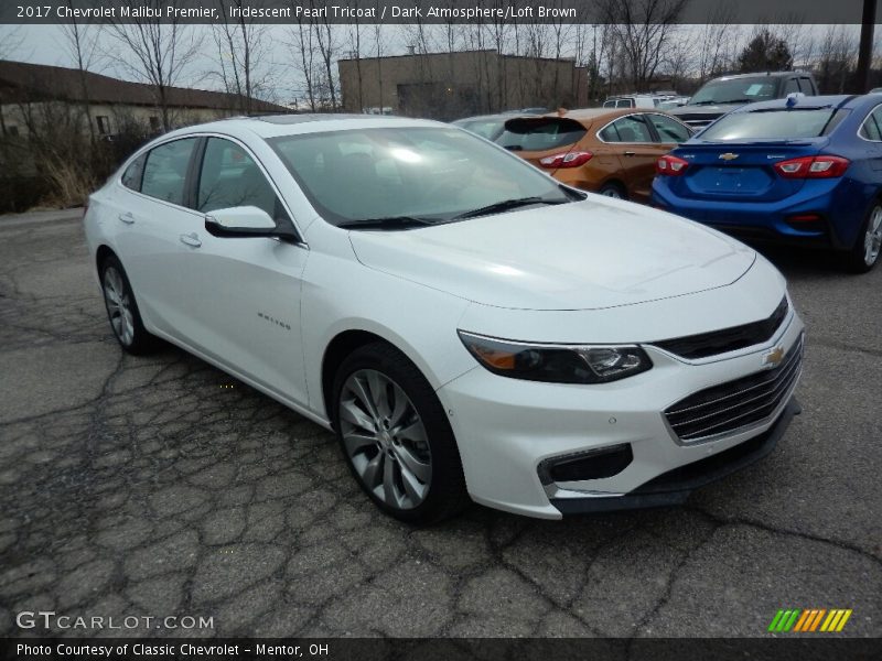 Iridescent Pearl Tricoat / Dark Atmosphere/Loft Brown 2017 Chevrolet Malibu Premier