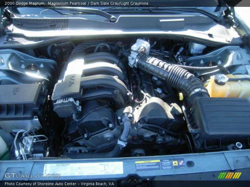 Magnesium Pearlcoat / Dark Slate Gray/Light Graystone 2006 Dodge Magnum