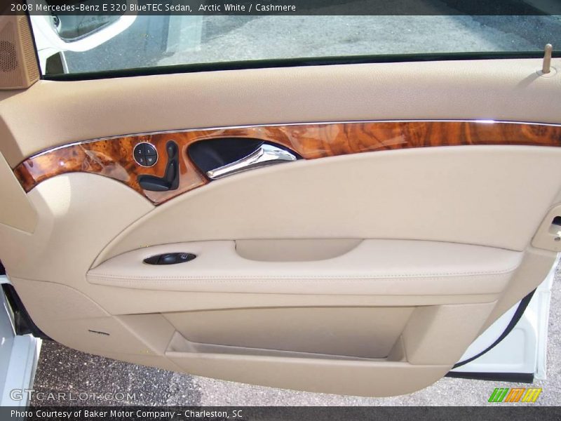 Arctic White / Cashmere 2008 Mercedes-Benz E 320 BlueTEC Sedan