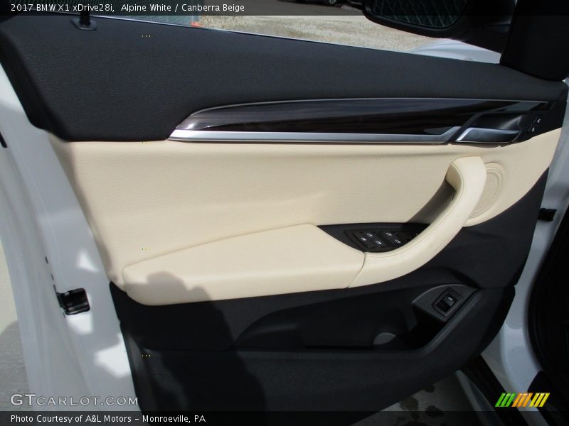 Alpine White / Canberra Beige 2017 BMW X1 xDrive28i