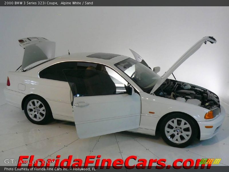 Alpine White / Sand 2000 BMW 3 Series 323i Coupe