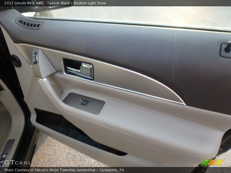 Tuxedo Black / Medium Light Stone 2013 Lincoln MKX AWD