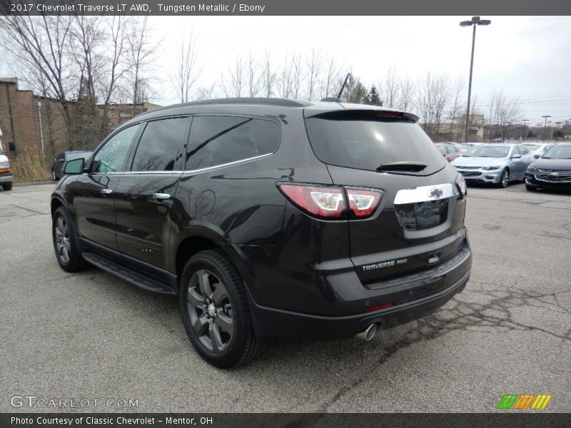 Tungsten Metallic / Ebony 2017 Chevrolet Traverse LT AWD