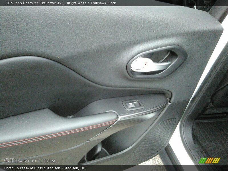 Bright White / Trailhawk Black 2015 Jeep Cherokee Trailhawk 4x4