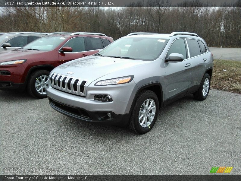 Billet Silver Metallic / Black 2017 Jeep Cherokee Latitude 4x4