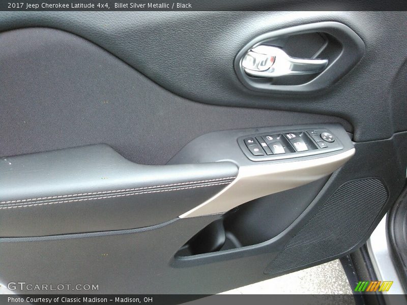 Billet Silver Metallic / Black 2017 Jeep Cherokee Latitude 4x4