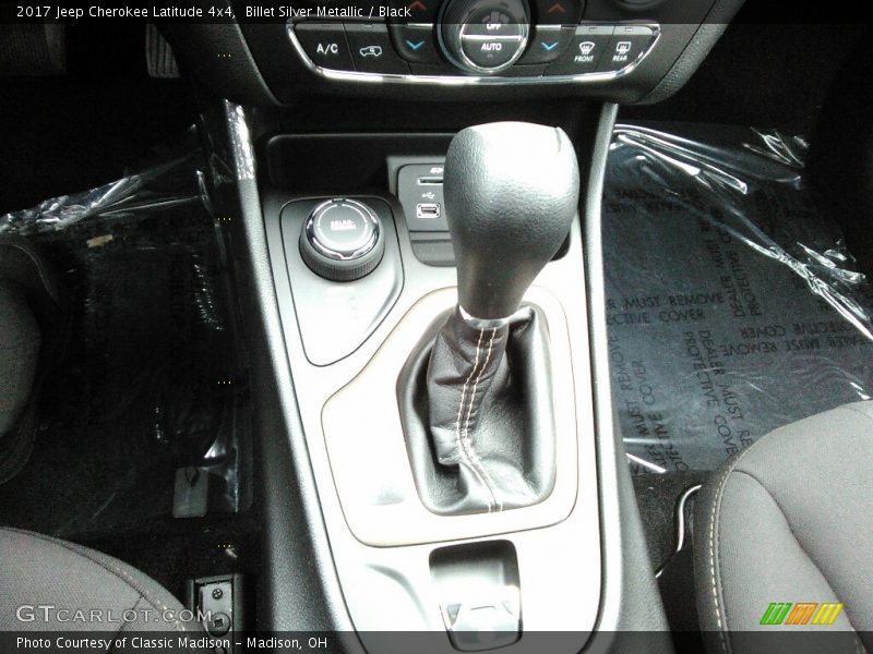 Billet Silver Metallic / Black 2017 Jeep Cherokee Latitude 4x4
