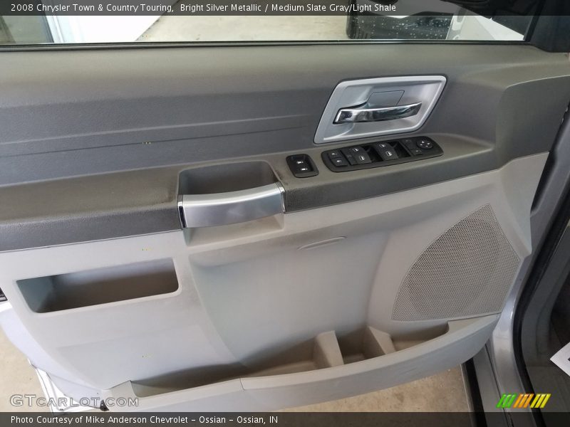 Bright Silver Metallic / Medium Slate Gray/Light Shale 2008 Chrysler Town & Country Touring