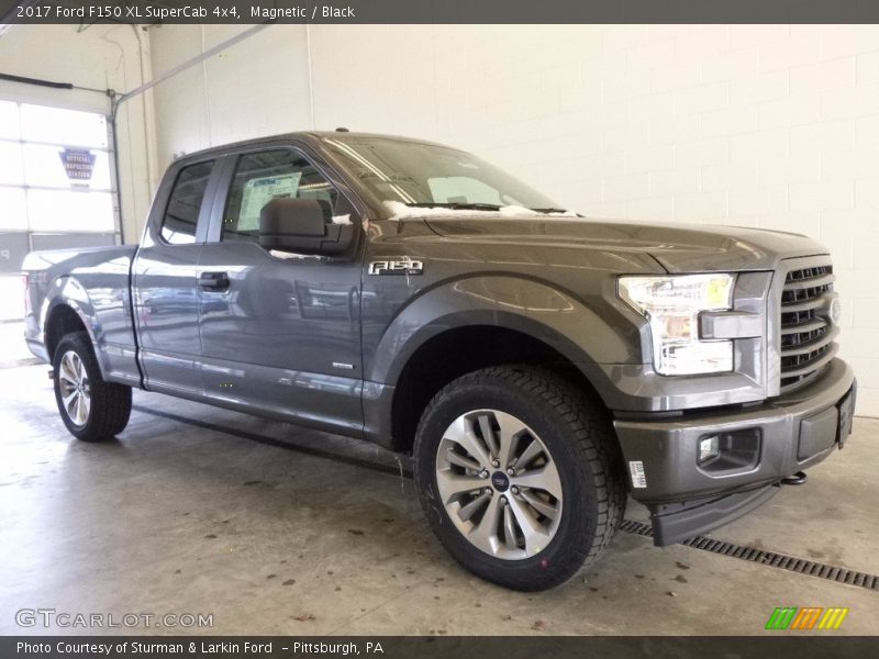 Magnetic / Black 2017 Ford F150 XL SuperCab 4x4