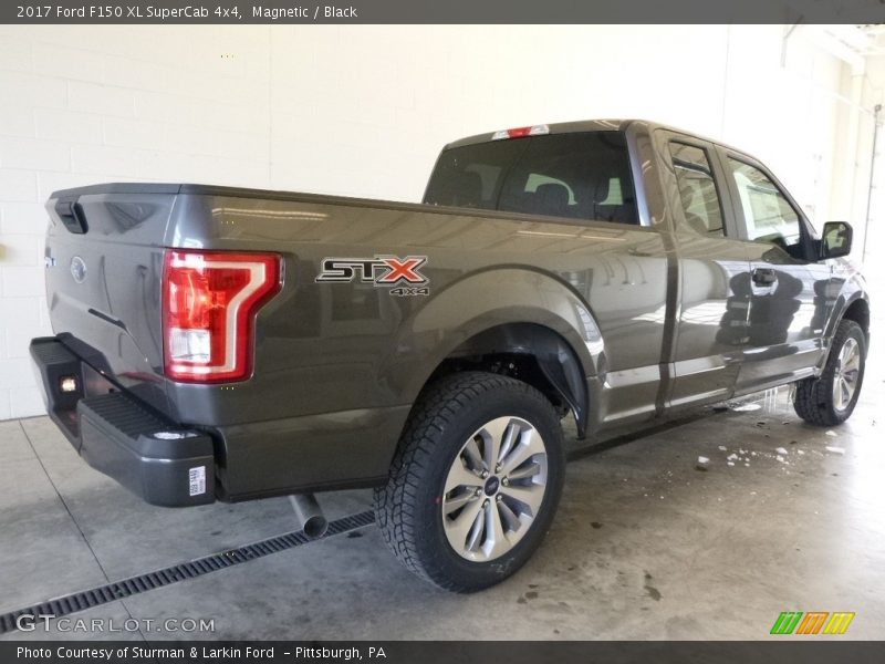 Magnetic / Black 2017 Ford F150 XL SuperCab 4x4