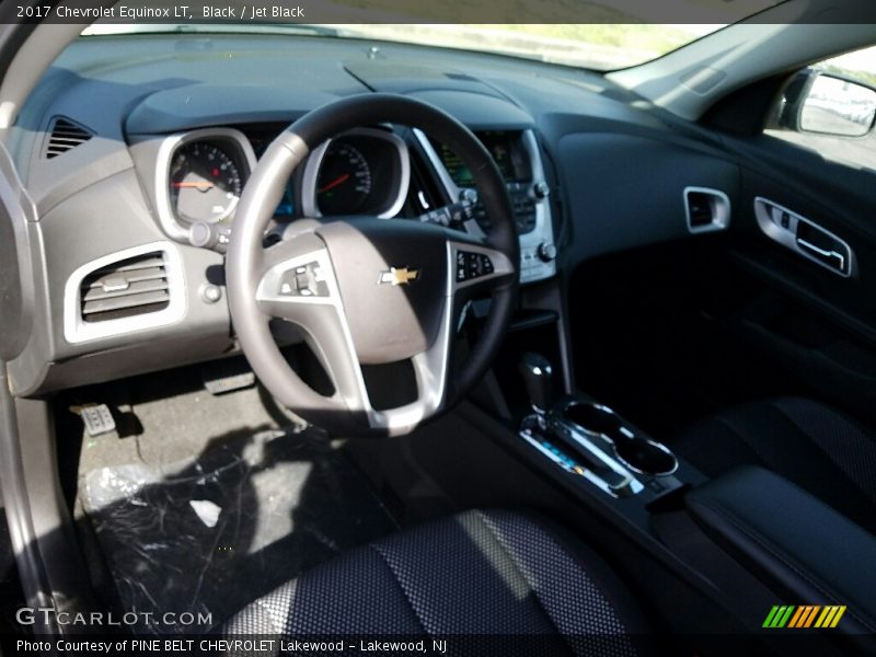 Black / Jet Black 2017 Chevrolet Equinox LT