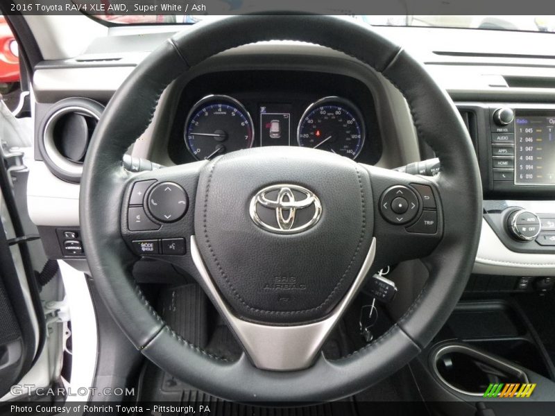Super White / Ash 2016 Toyota RAV4 XLE AWD
