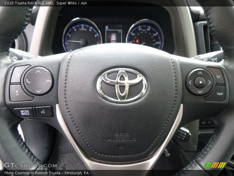 Super White / Ash 2016 Toyota RAV4 XLE AWD