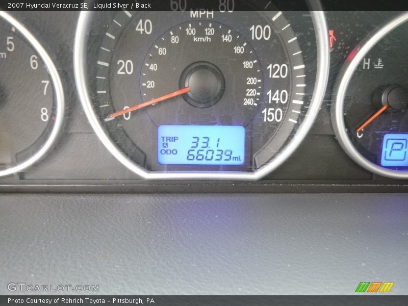 Liquid Silver / Black 2007 Hyundai Veracruz SE