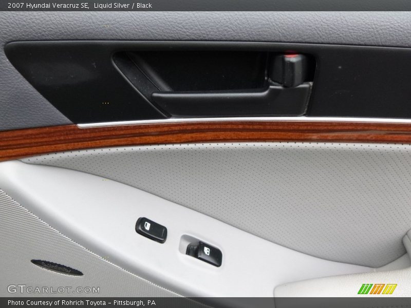 Liquid Silver / Black 2007 Hyundai Veracruz SE