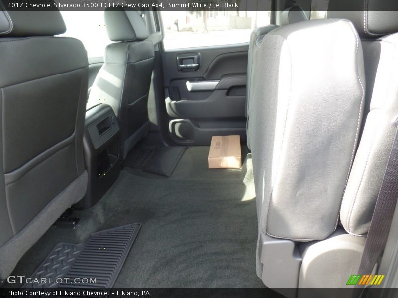 Summit White / Jet Black 2017 Chevrolet Silverado 3500HD LTZ Crew Cab 4x4