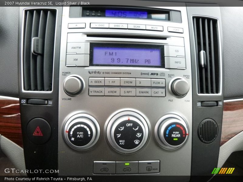 Liquid Silver / Black 2007 Hyundai Veracruz SE