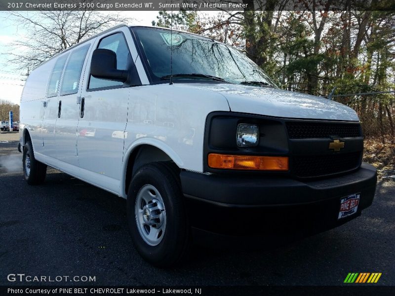 Summit White / Medium Pewter 2017 Chevrolet Express 3500 Cargo Extended WT