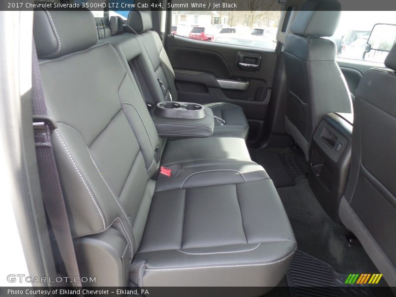 Summit White / Jet Black 2017 Chevrolet Silverado 3500HD LTZ Crew Cab 4x4
