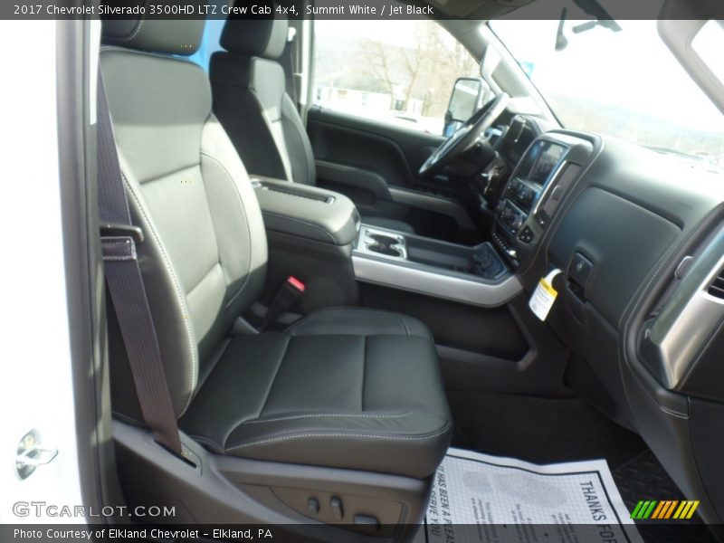 Summit White / Jet Black 2017 Chevrolet Silverado 3500HD LTZ Crew Cab 4x4