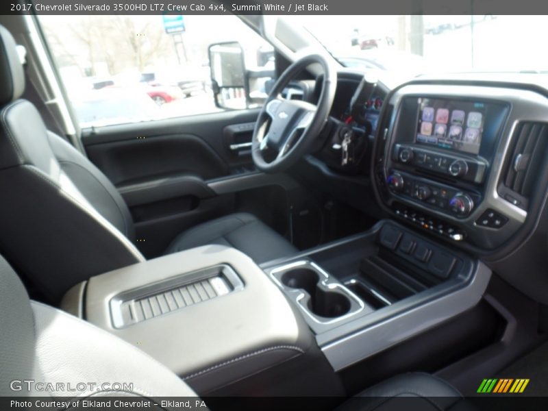 Summit White / Jet Black 2017 Chevrolet Silverado 3500HD LTZ Crew Cab 4x4