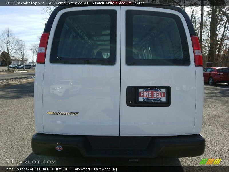 Summit White / Medium Pewter 2017 Chevrolet Express 3500 Cargo Extended WT