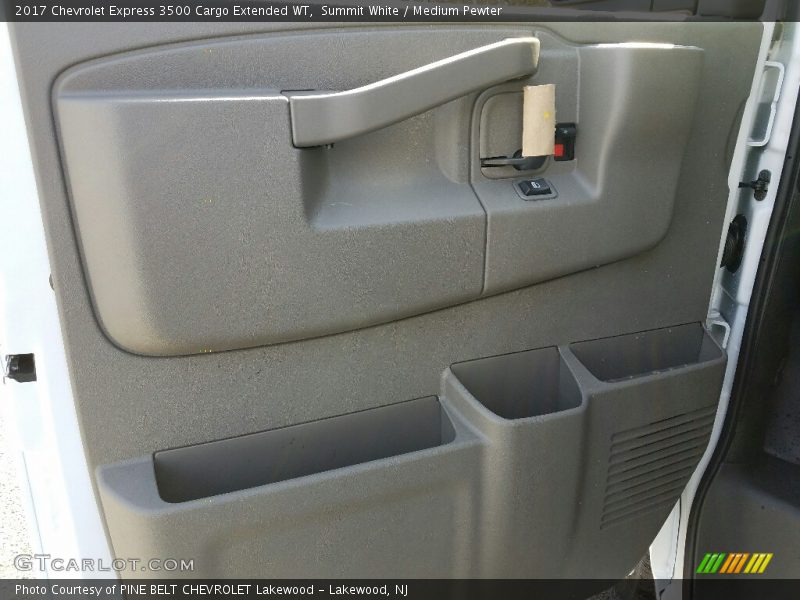 Summit White / Medium Pewter 2017 Chevrolet Express 3500 Cargo Extended WT