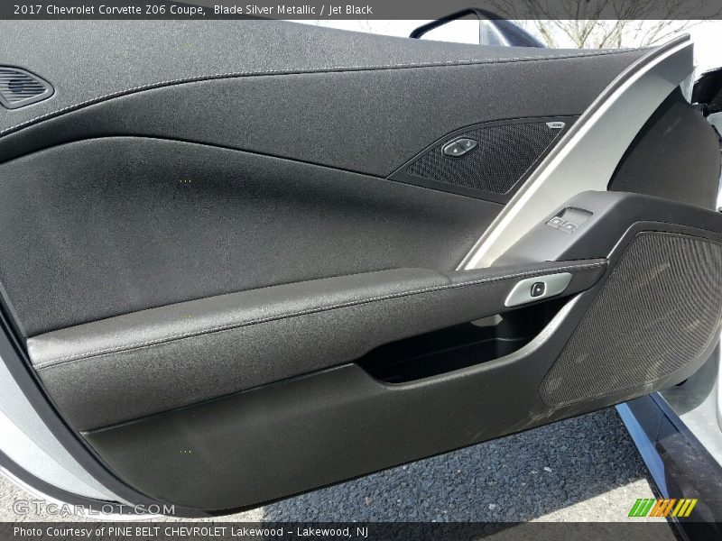 Blade Silver Metallic / Jet Black 2017 Chevrolet Corvette Z06 Coupe